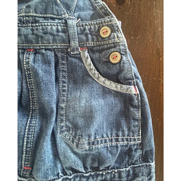 ⭐️ Gap Baby Denim Overalls Jean 100% Cotton Comfortable Cute Dress Size 3-9 Mths - Picture 3 of 6